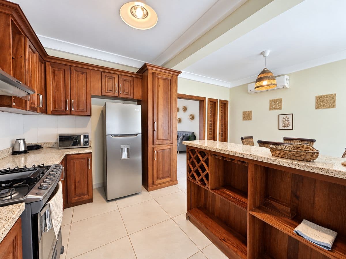 Luxurious Ground-Floor Residence – Steps from Bávaro Beach - Image 3