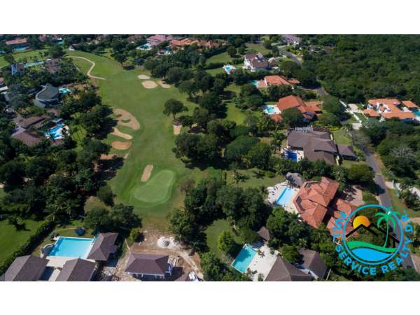 Stunning 6 Bedroom Villa - Golf Course View - Casa