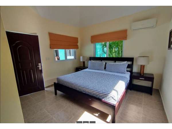 Amazing  5-bedroom Villa In A Gated Community