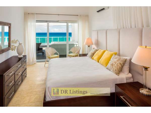 Reduced 100k! Luxurious Beach Front 2 Level