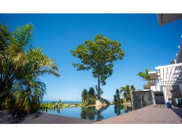 Definitely The Summer Villa You Need With The Best