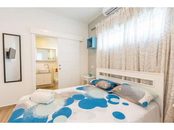 One Suites -1 Bedroom Condo