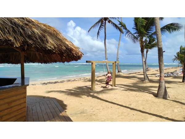 Large 2 Bedroom Beach Front Rental In Uvero Alto -