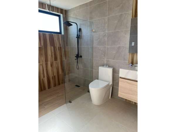 Id-2618 Stylish Three Bedroom Condo For Sale In
