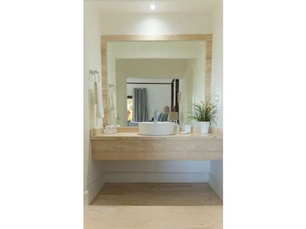 Spacious 2 Bedroom Condo Fully Furnished With