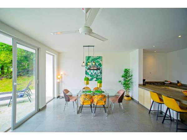 Exquisite Two-level Villa With Breathtaking Views