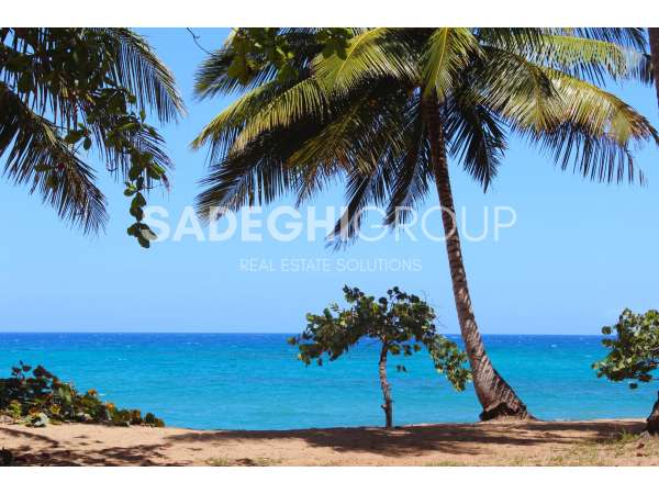 Stunning Contemporary 5-bedroom Villa | 5 Min From
