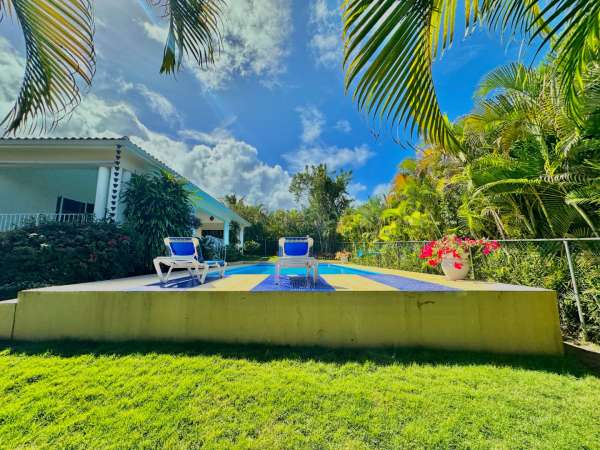 Spacious 4-bedroom Villa In Casa Linda  Fully