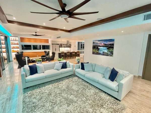 4 Bedroom + Maid’s Apartment! The Ultimate In