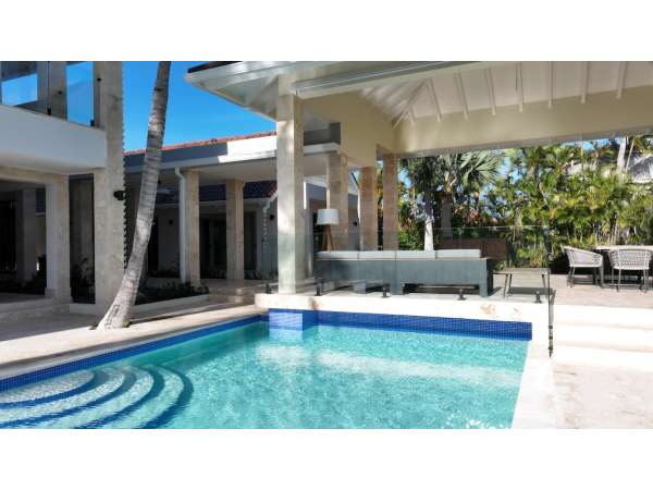 Enchanting Las Palmas Villa In Punta Espada Cap