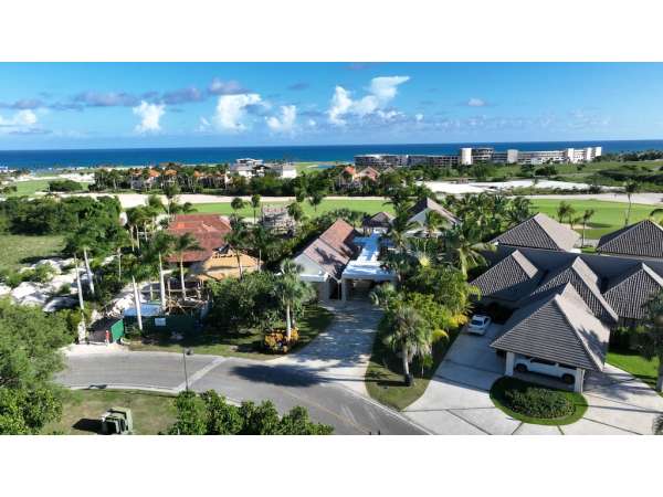 Enchanting Las Palmas Villa In Punta Espada Cap