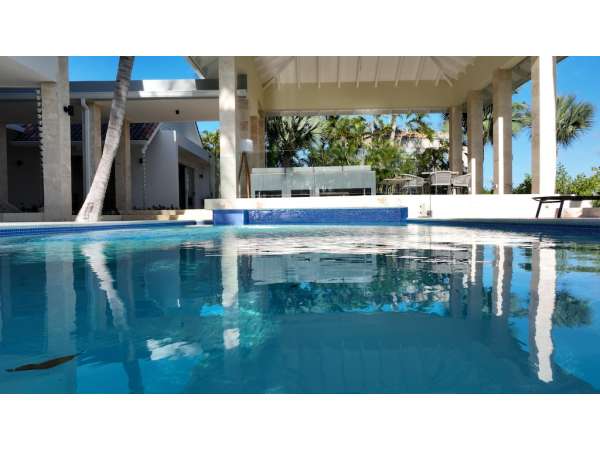 Enchanting Las Palmas Villa In Punta Espada Cap