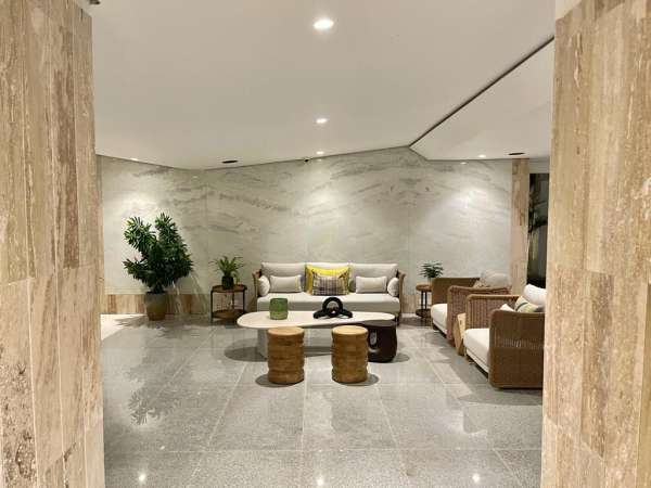 Spectacular 4-bedroom Apartment In A Premier