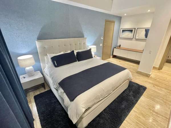 Spectacular 4-bedroom Apartment In A Premier