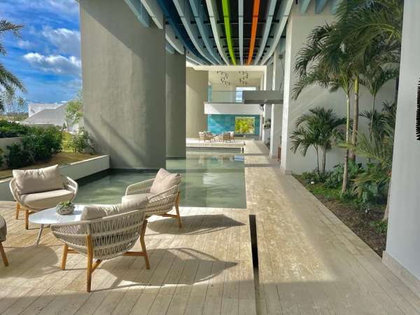 Spectacular 4-bedroom Apartment In A Premier