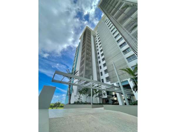 Spectacular 4-bedroom Apartment In A Premier