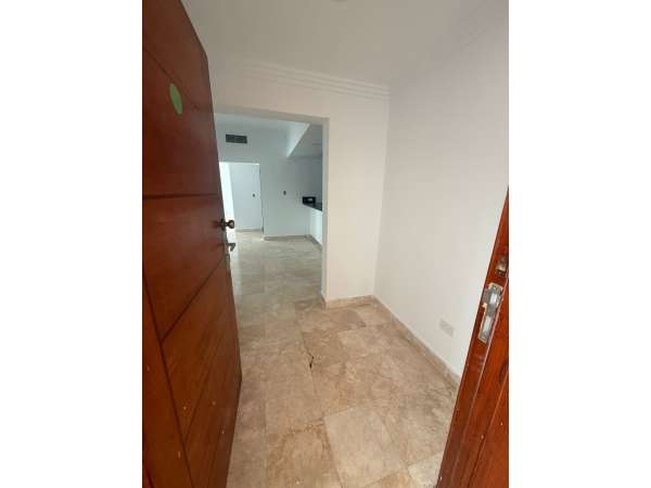 Apartment With Pool View And Premium Amenities In