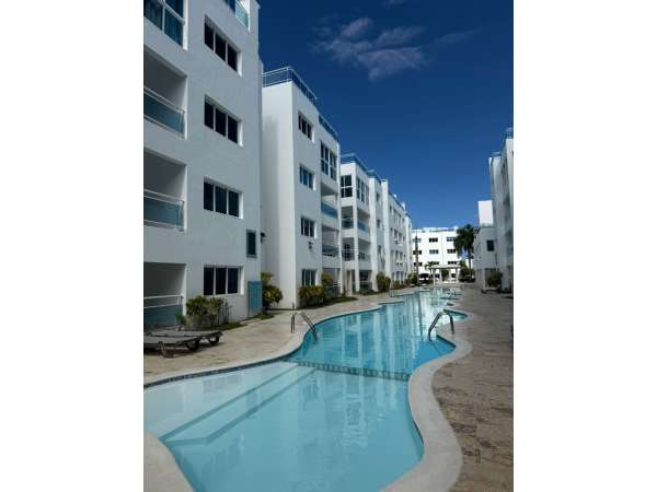 Pool Views 2br Penthouse In A Beachfront Complex