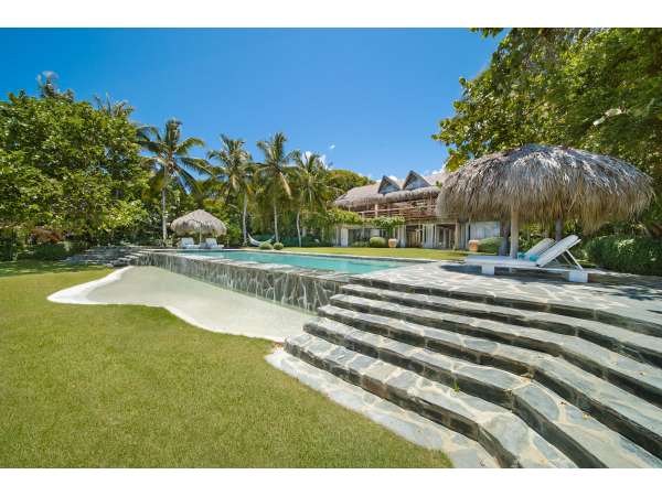 Seafront Villa In Marina €“ Punta Cana Resort &