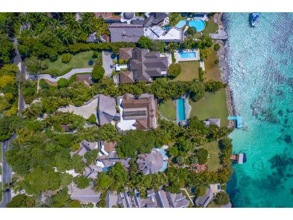 Seafront Villa In Marina €“ Punta Cana Resort &