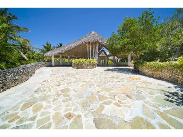 Seafront Villa In Marina €“ Punta Cana Resort &