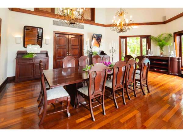 Tropical Elegance With Golf & Lake Views €“