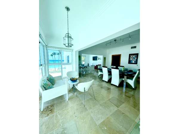 Oceanfront Penthouse With Ocean View In Exclusive