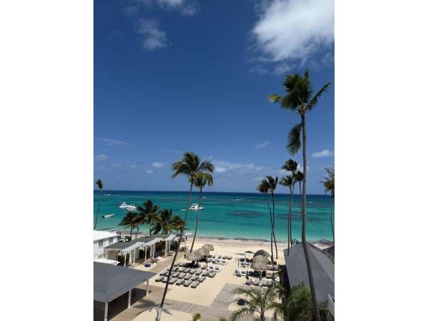 Oceanfront Penthouse With Ocean View In Exclusive