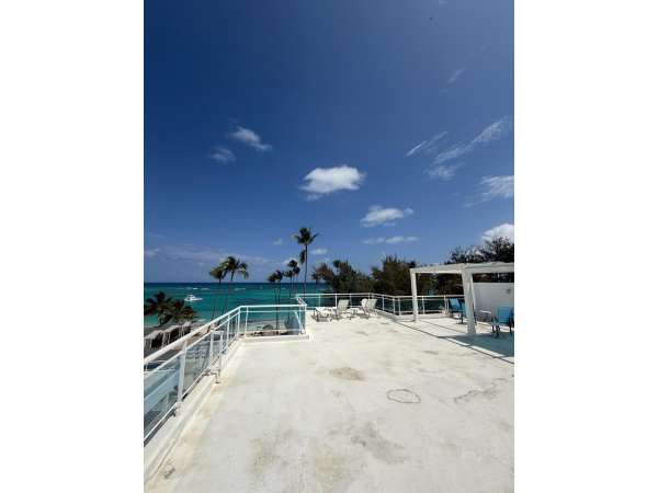 Oceanfront Penthouse With Ocean View In Exclusive