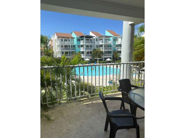 Comfortable Beachfront Condo In Playa Turquesa For