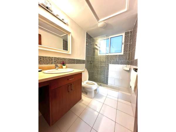 Comfortable Beachfront Condo In Playa Turquesa For