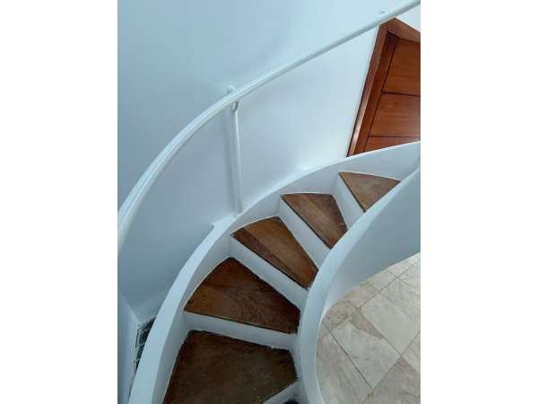 Modern Penthouse Right On The Beach