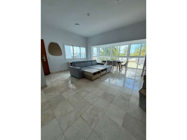 Modern Penthouse Right On The Beach