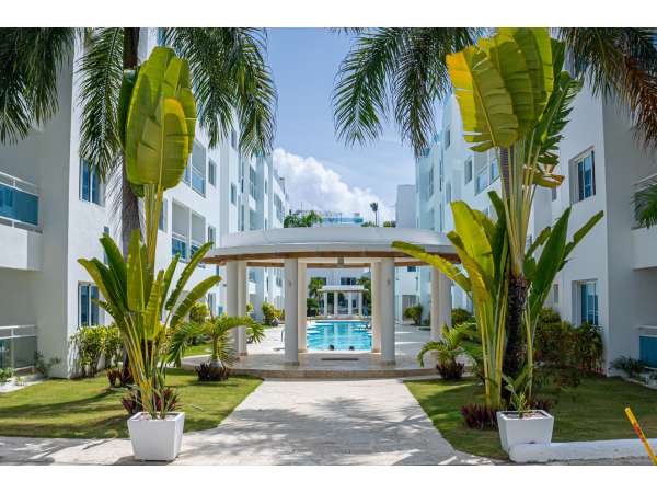 Modern Penthouse Right On The Beach