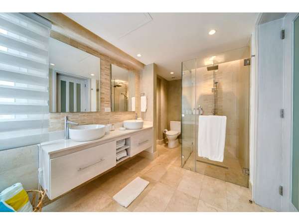 Luxury Ocean View Studio Condo For Sale In Cap