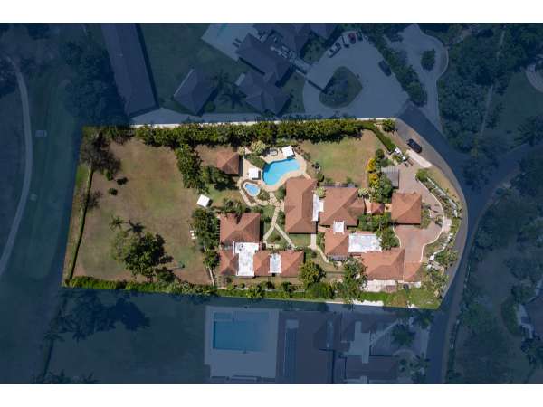 Charming 4-bedroom Villa For Sale In Barranca