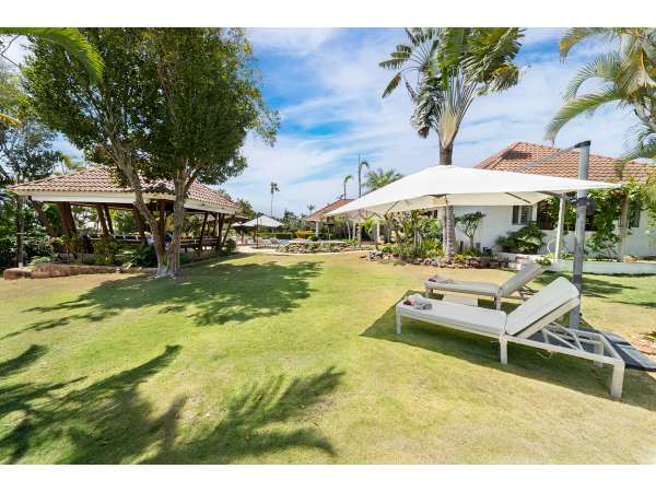 Charming 4-bedroom Villa For Sale In Barranca