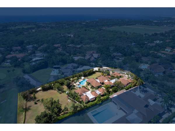 Charming 4-bedroom Villa For Sale In Barranca