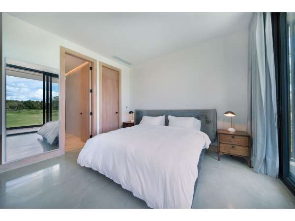 Elegant Golf View Residence In El Valle -