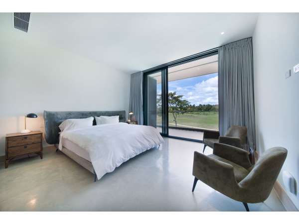 Elegant Golf View Residence In El Valle -