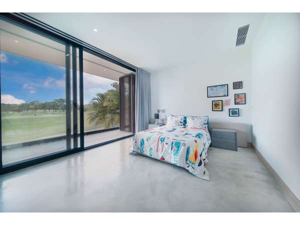 Elegant Golf View Residence In El Valle -