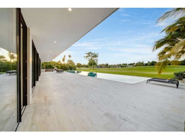 Elegant Golf View Residence In El Valle -