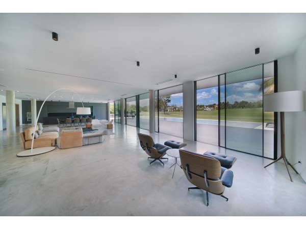 Elegant Golf View Residence In El Valle -