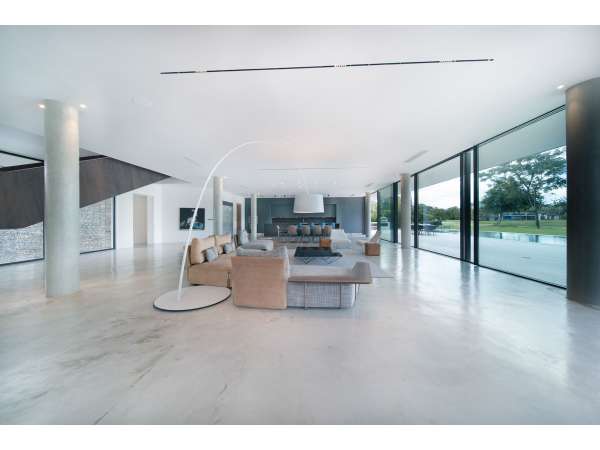 Elegant Golf View Residence In El Valle -