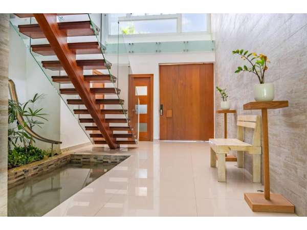 Gorgeous 4-bedroom Villa In Prestigious Pc Village