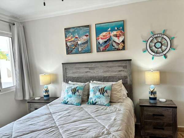 Beachfront 2-bedroom Condo