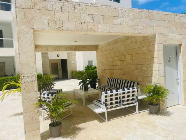 Pristine 2 Bed 3 Bath Condo With Two Master Suites