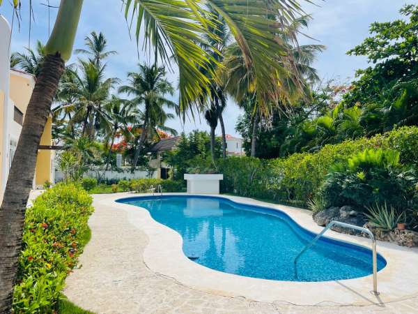 Life’s Better At The Top €“ Penthouse Steps To