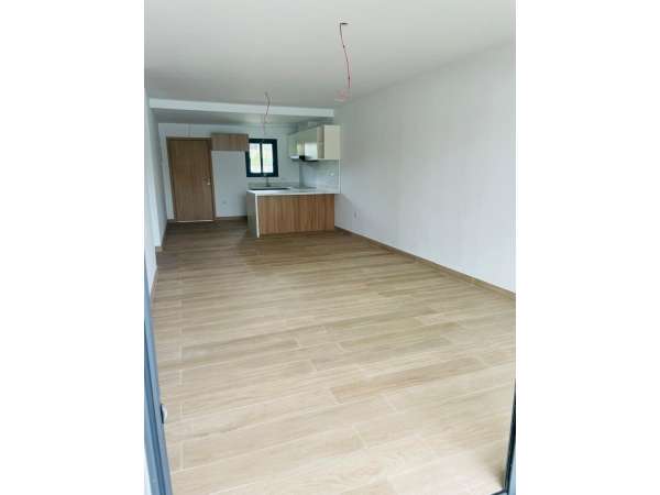 Modern Ground-floor Condo With Direct Pool Access