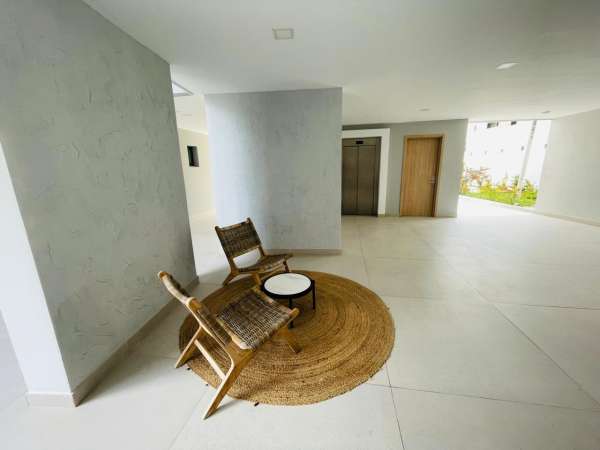 Modern Ground-floor Condo With Direct Pool Access